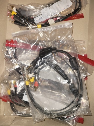 Multi-Format C2G RapidRun 1.5FT (HD15) + 3.5MM + 3RCA Flying Lead (Pre-Owned) - Picture 5 of 5