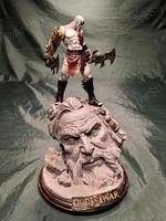 Kratos vs Zeus Statue