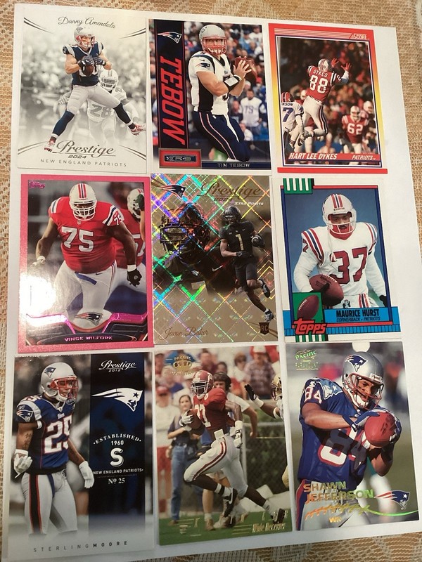 New England Patriots Football Cards Lot Of 22