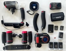 SeaLife DC2000 Camera with Sea Dragon Duo 2500 Photo/Video Light