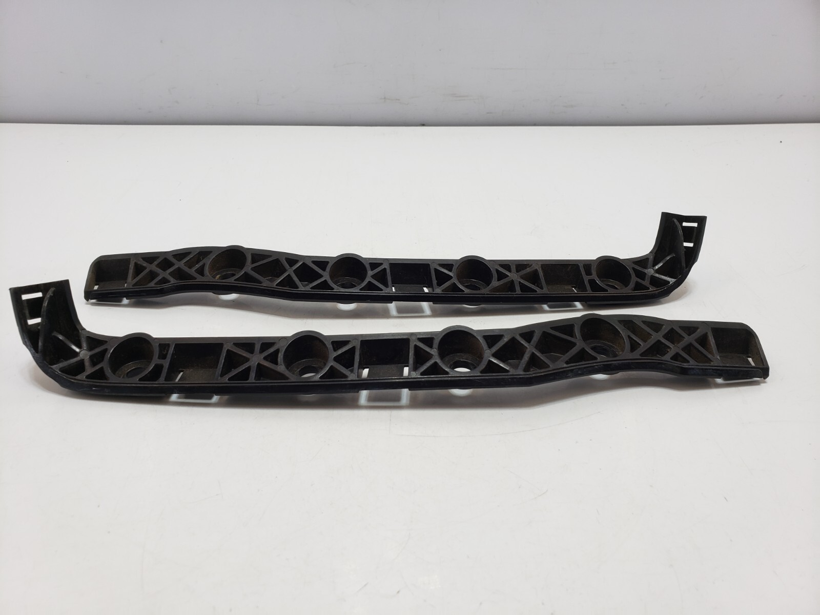 ✅ 2010-2014 OEM Rolls-Royce Ghost RR4 Rear Left Right Bumper Guide Bracket