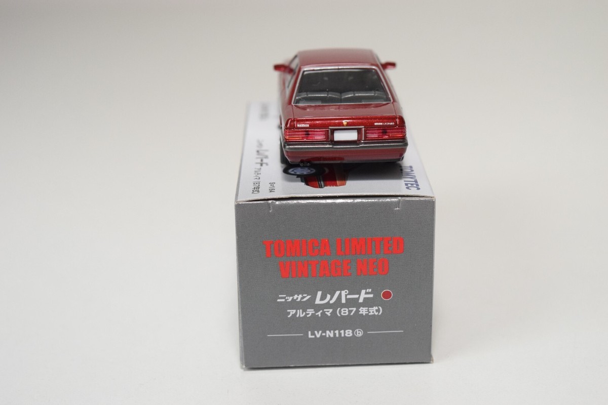 A94 1:64 3 INCH TOMICA TOMY VINTAGE LV-N118B NISSAN LEOPARD