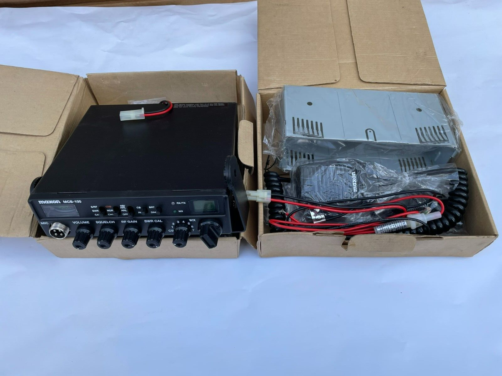 Maxon MCB100 Professional Series Mobile CB/Weather Radio 40 Channels