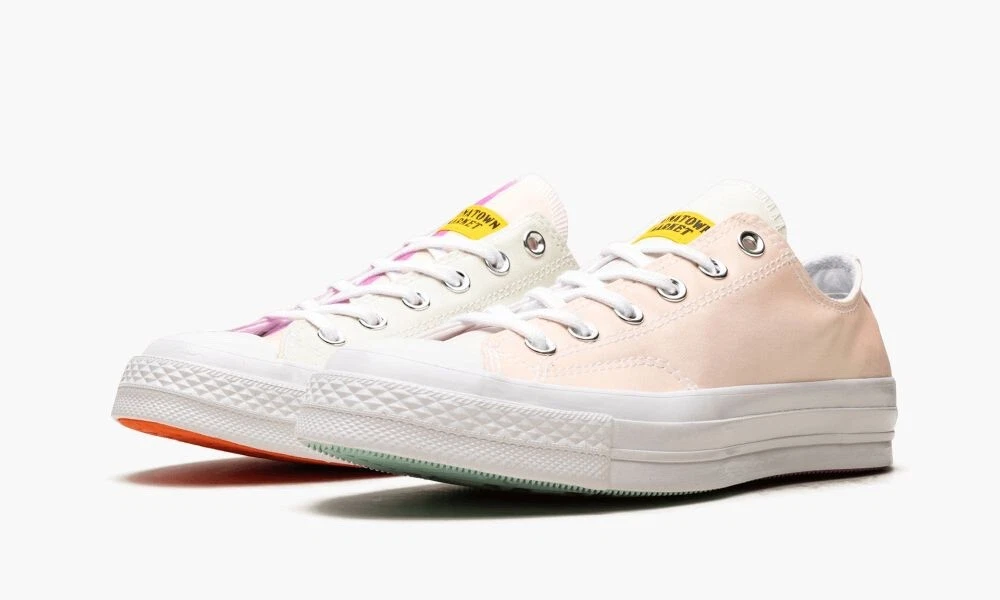 Chinatown market hotsell chuck taylors