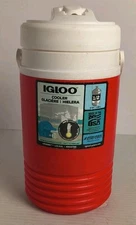 IGLOO 1/2 Gallon Water Jug Cooler Thermos w/ Handle And Flip Spout Red USA