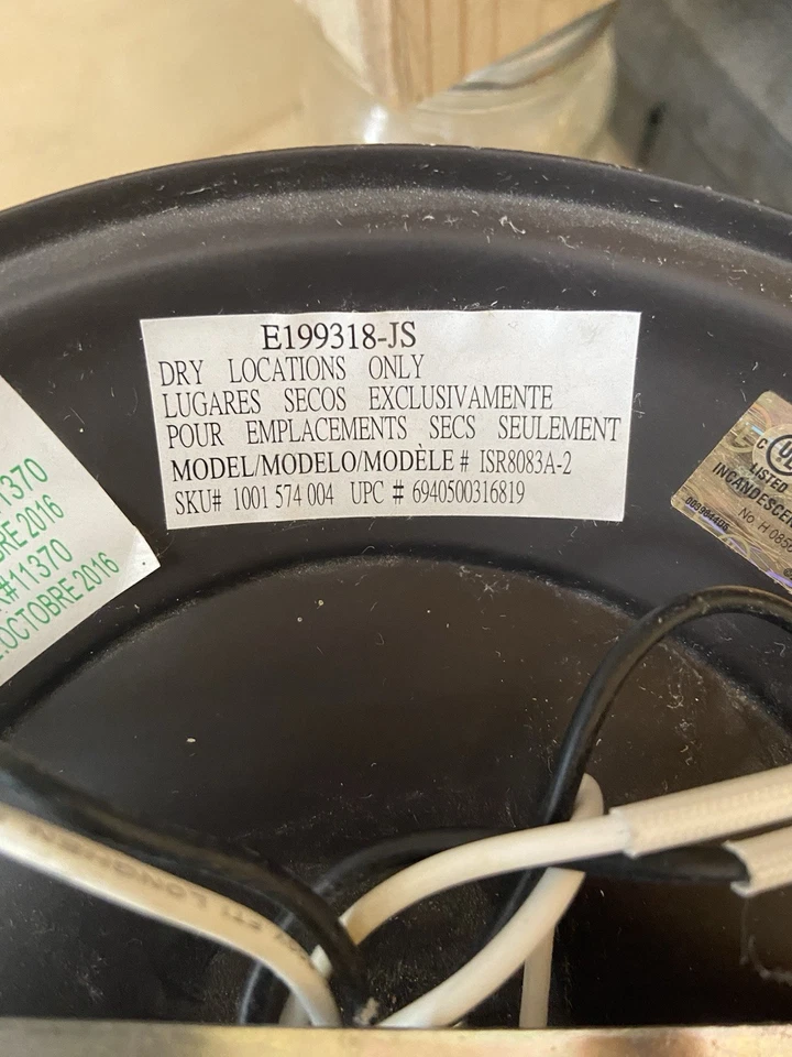 2 - 17.5 Bronce frotado con aceite Luz de montaje al ras 3 cortinas de vidrio esmerilado en forma de campana Foto 4 de 4