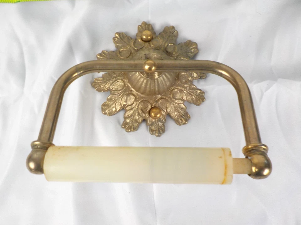 Juego de baño vintage floral de latón - toallero y soporte de papel higiénico Foto 4 de 4