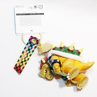 SUPER NINTENDO WORLD USJ JAPAN Bowser Keychain 25th Anniversary