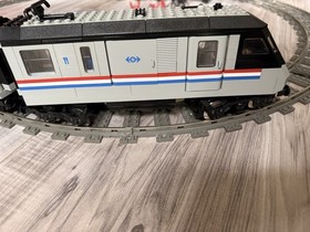 LEGO 4558 Metroliner Train 9V  + LEGO 4548 Speed Regulator With Boxes READ