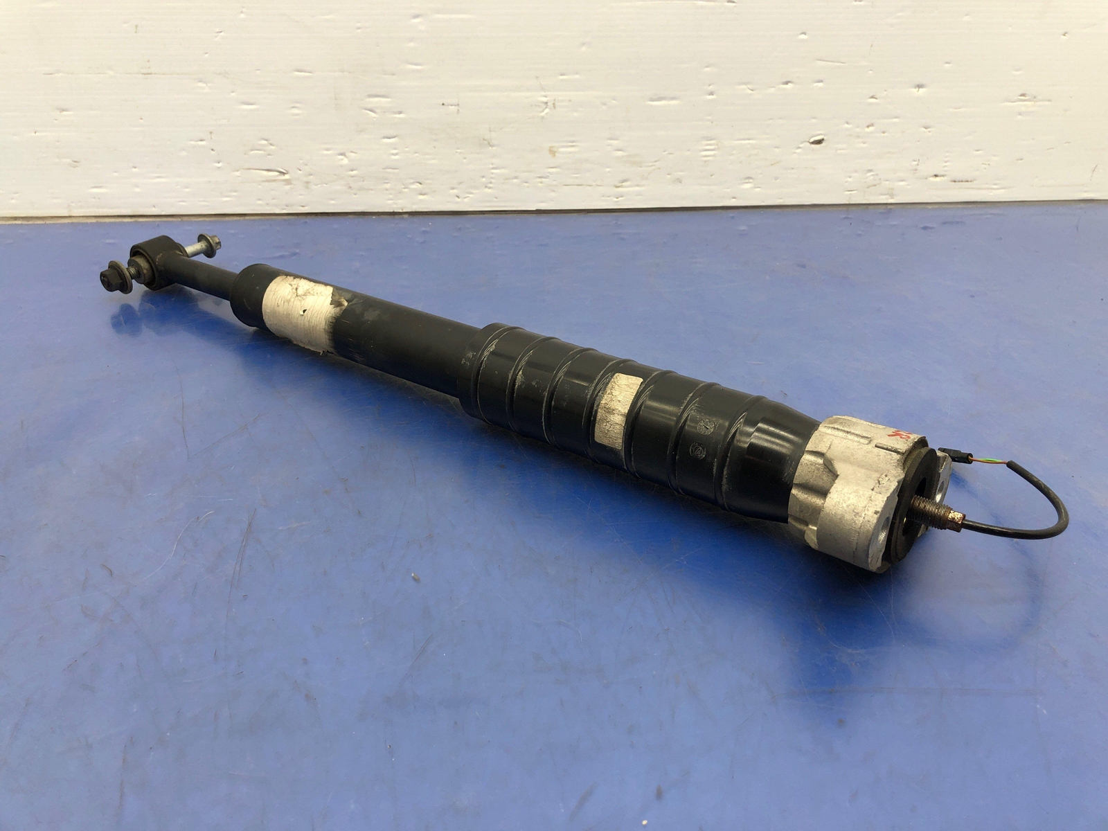 2017-2020 MASERATI LEVANTE M161 3.0L REAR RIGHT SHOCK ABSORBER 60K 462400011553