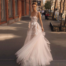 Sexy Lace Wedding Dresses A-line Sleeveless Strapless 3D Flowers Bridal Gowns