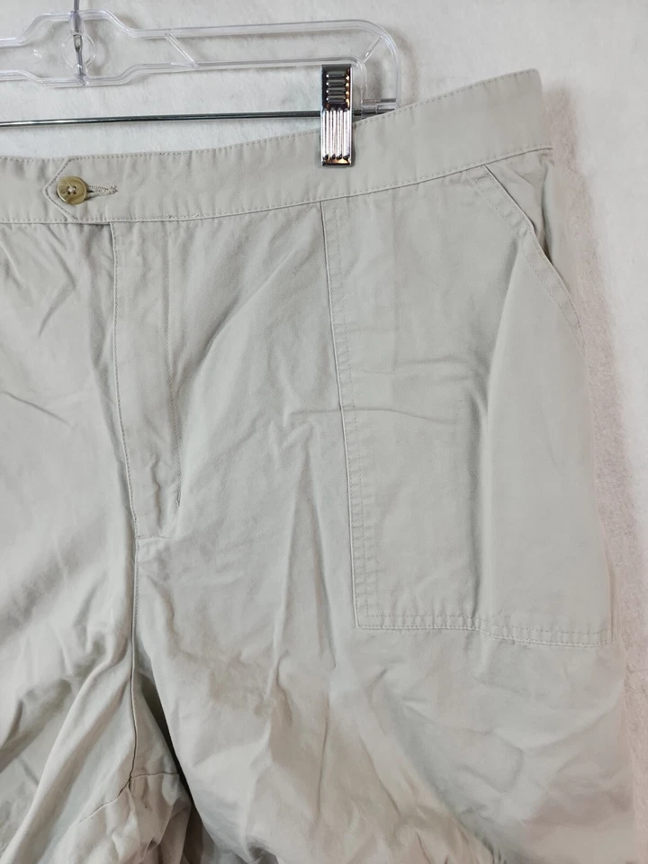 Covington Lightweight Beige Casual Shorts Womens 22W - Image 3 of 4