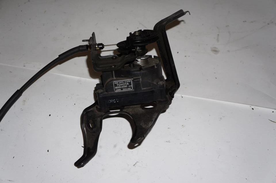 TOYOTA CELICA GT 2000-2005 UNIDAD DE ACTUADOR DE CONTROL DE CRUCERO Y CABLE GTS OEM Foto 4 de 4