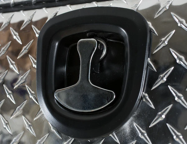 Buyers #1701568, Diamond Tread Aluminum Topside Toolbox, 18" H x 16" D x 96" W - Image 4 of 4