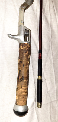baitcaster on a tennessee rod handle T-Zack Classic With its 6 Thorne Brothers Custom Ice Rod