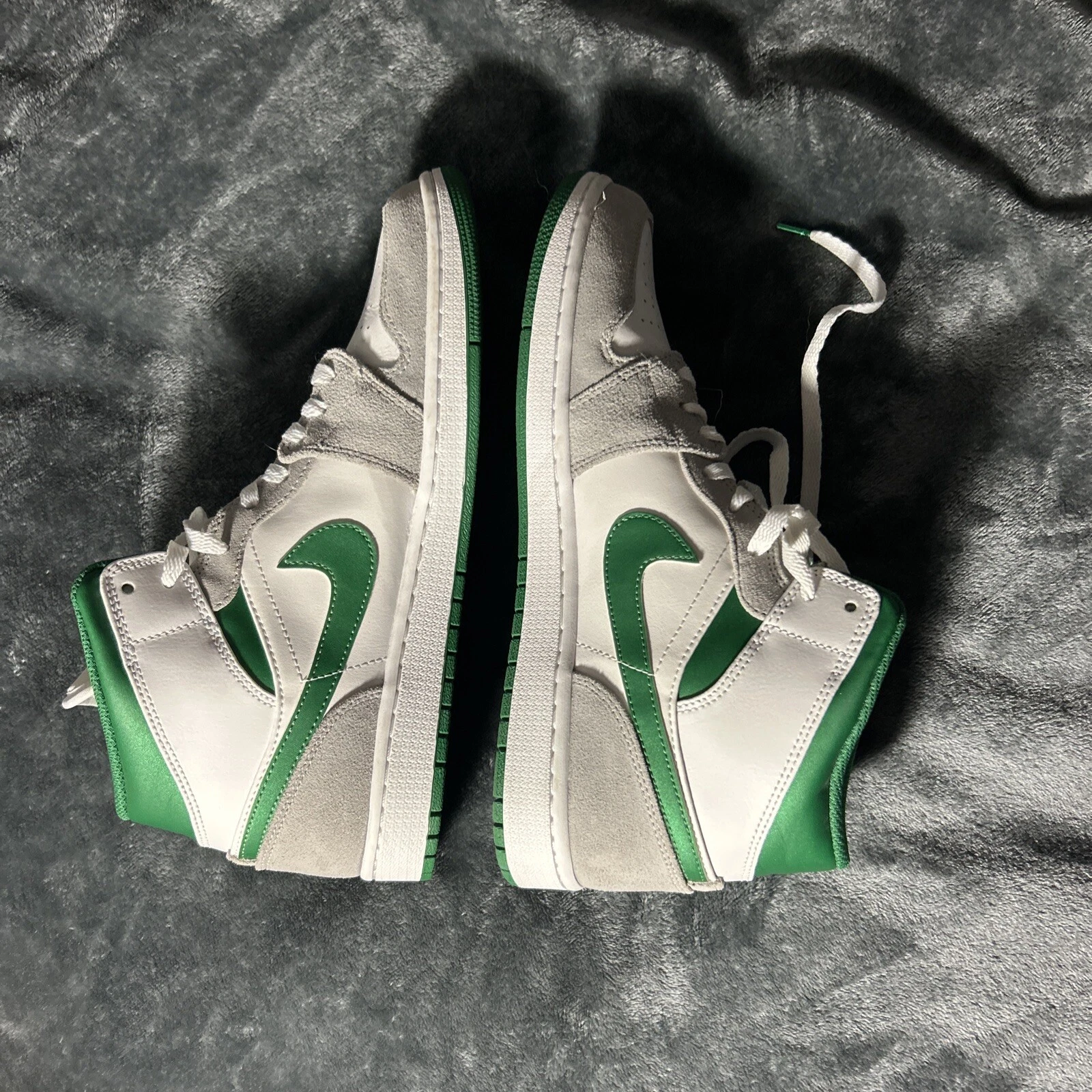 Taglia 11 Air Jordan 1 SE grigio pino verde