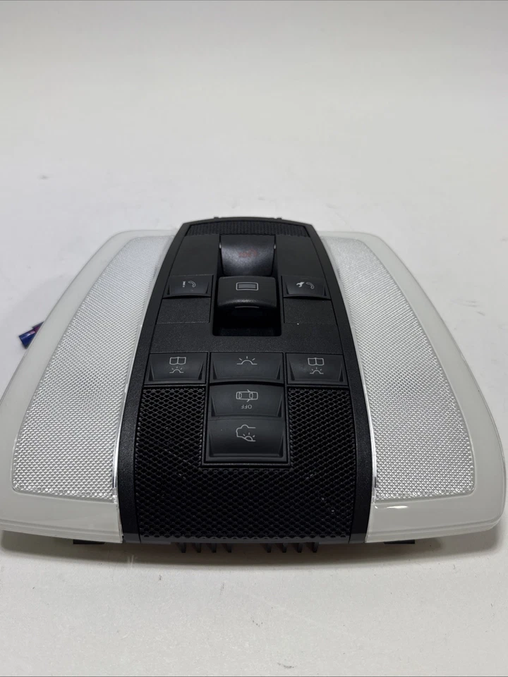 Lámpara de luz domo superior negra 10-17 Mercedes C350 E350 GLK350 2048201923 OEM Foto 2 de 4