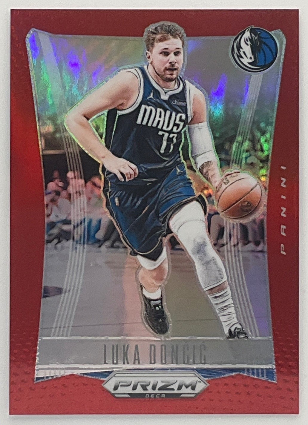 2023-24 Panini Prizm Deca Luka Doncic Red /199 #2 Dallas Mavericks