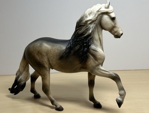 2002 Breyer Peruvian Paso #576, Dapple Gray