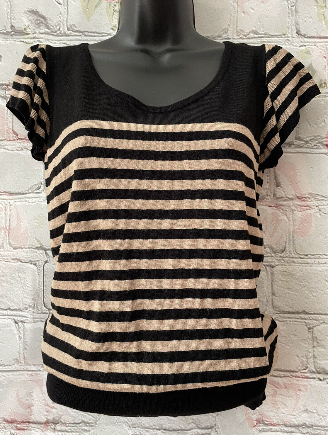 OASIS S/10 Vgc Black/Tan Stripe Short Sleeve Knit… - image 1