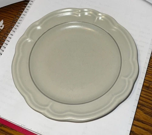 4 Pfaltzgraff Heirloom Salad Plates- 7 3/8" - Retired Pattern- Scallop Edge