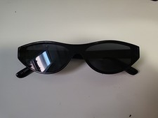 Black Oval Plastic Sunglasses Beige Detail Frame Unisex Fashion Accessory