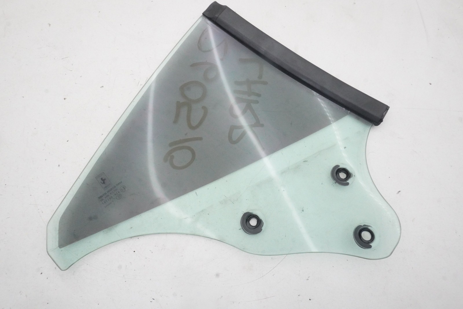 Ferrari California 2008-2014 REAR+LEFT Quarter glass P/N 69876000