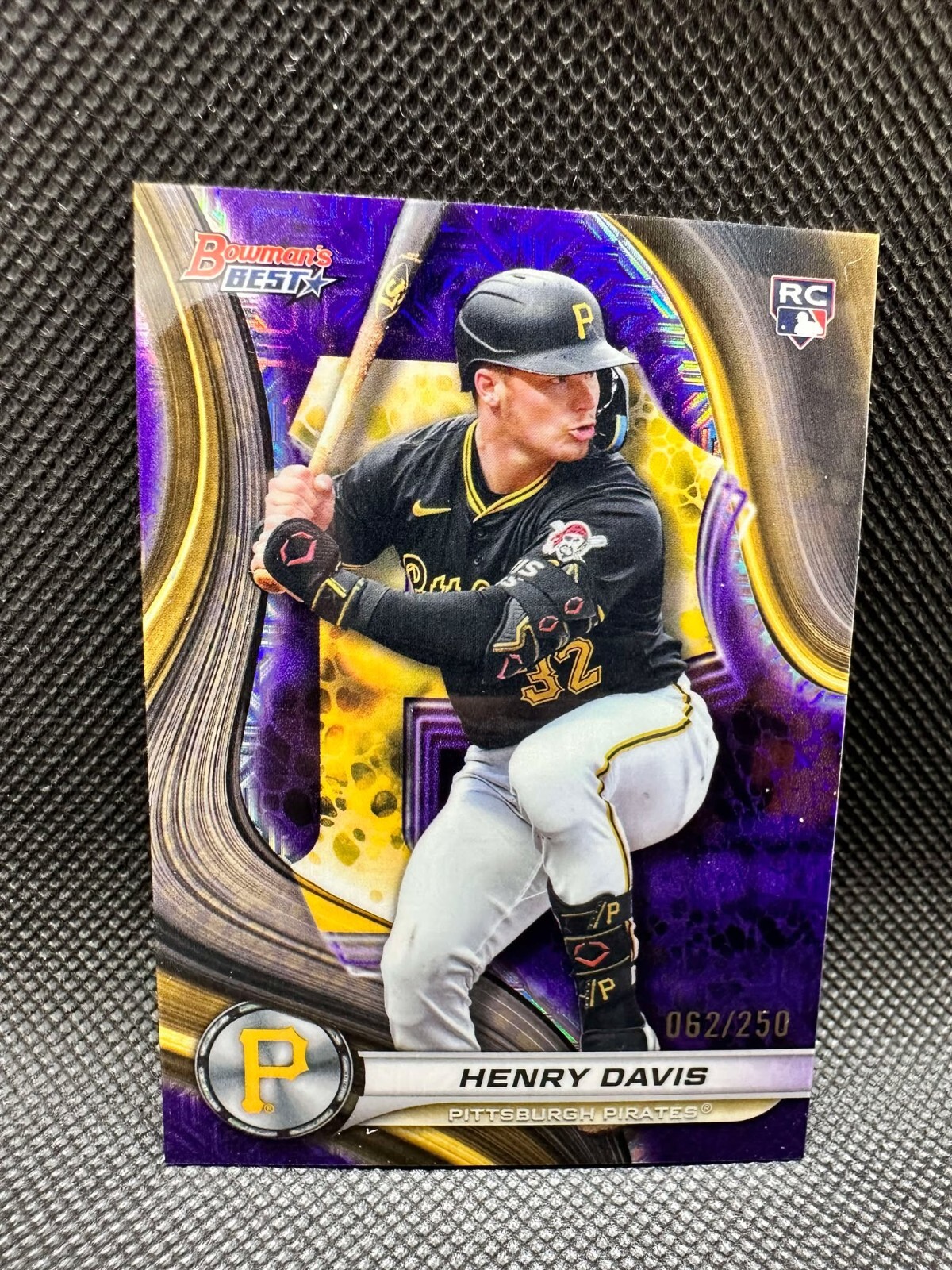 2024 Bowmans Best Henry Davis /250 Pittsburgh Pirates Purple 50 RC