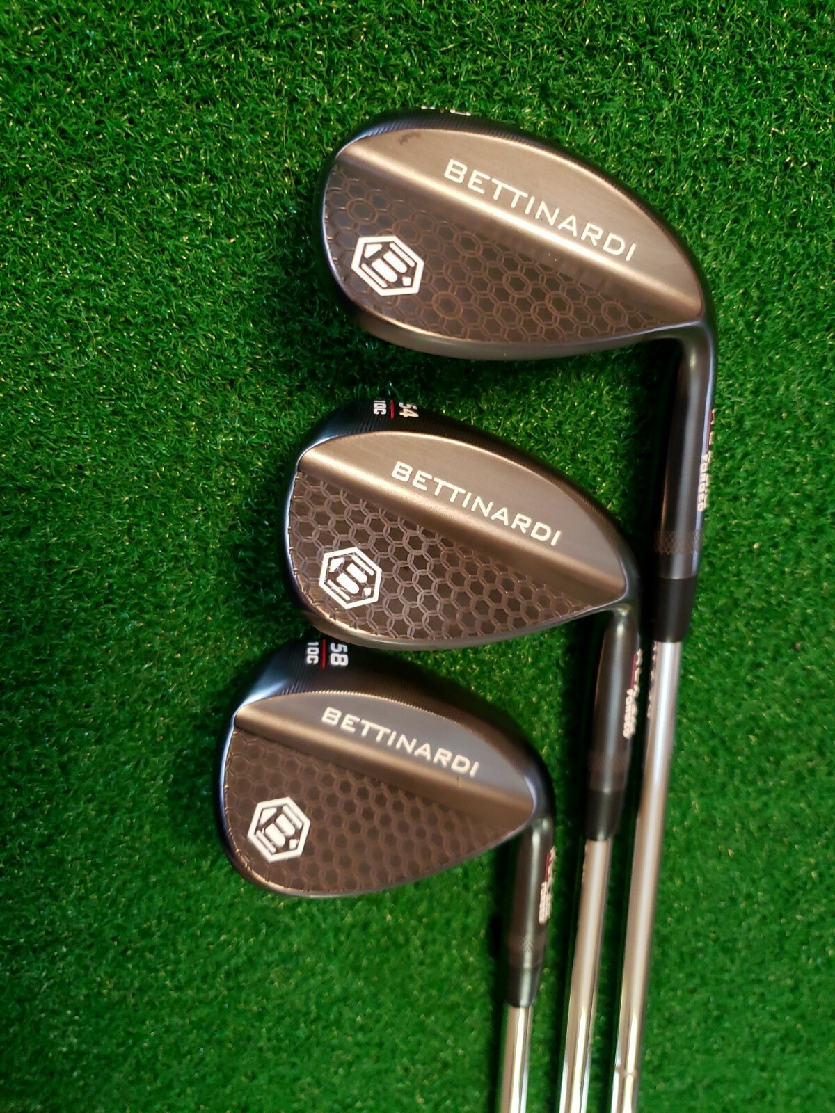 Image 1 - Bettinardi HLX 3.0 Wedge Set 50*, 54*, &amp;amp; 58* DEAD MINT CONDITION 9.9/10