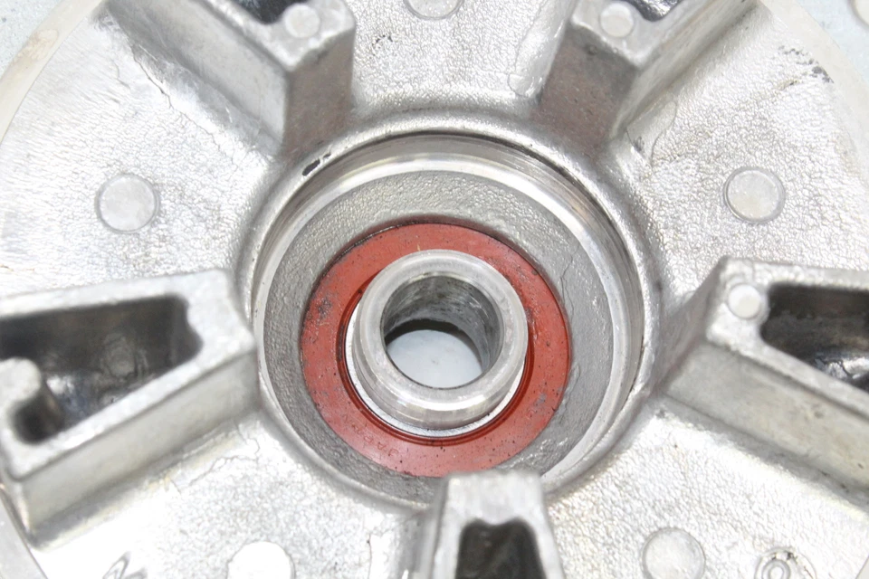 Задняя звездочка 2000 Honda Cbr600f4 43251-mee-000 от оригинального производителя - Изображение 4 из 4