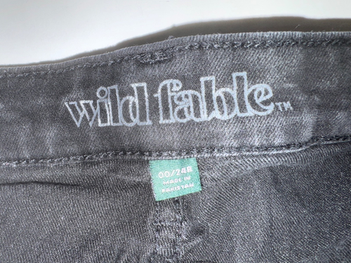Bundle of 3 Junior Women's Shorts Black and Faded Denim Sizes 00,0, and 1 - Picture 13 of 13