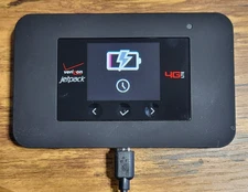 Verizon NETGEAR AC791L 4G LTE Wi-Fi Hotspot Modem No Charger Or Manual Powers Up