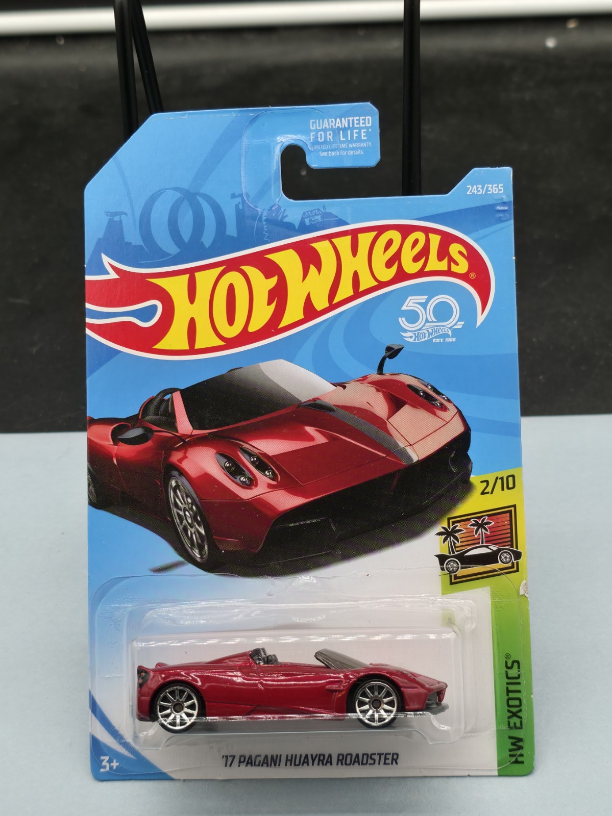 HOT WHEELS 2018 HW EXOTICS '17 PAGANI HUAYRA ROADSTER #2/10 RED 