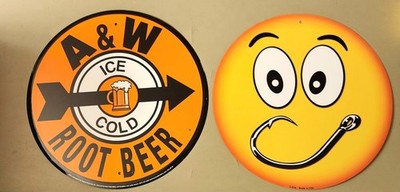 Lot A&W Root Beer Ice Cold 12'' Round Advertising Sign & Smiley Fish Hook Face