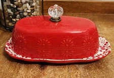 The Pioneer Woman Red Floral Bursts Covered Butter Dish Glass Knob 8" NEW