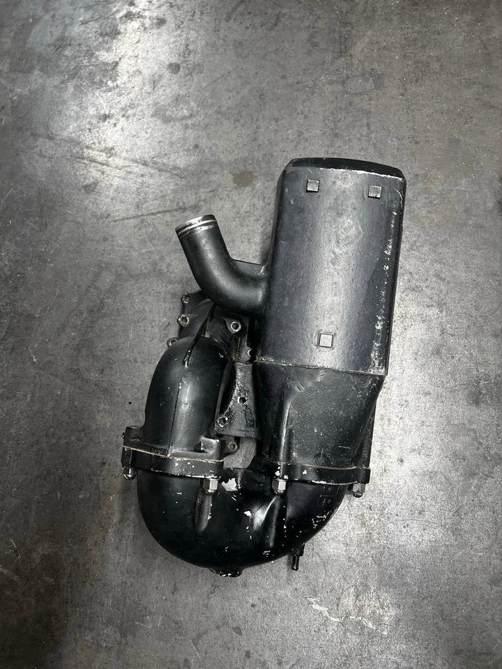 Kawasaki Jet Ski 550 SX JS550 1990 SILENCIADOR TUBO DE ESCAPE SILENCIADOR CAJA DE PAN Foto 2 de 4