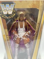 WWE ELITE COLLECTION LEGENDS HULK HOGAN SERIES 21 SIGNED NIB