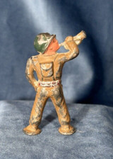 Vtg Barclay Manoil Pod Foot Toy lead Soldier w/green helmet  Bugle