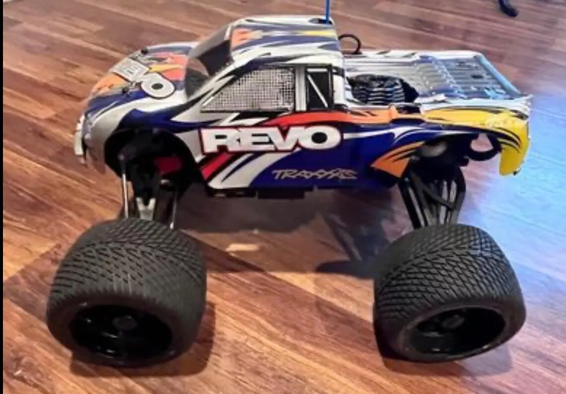 Revo gas powered rc trucks hotsell