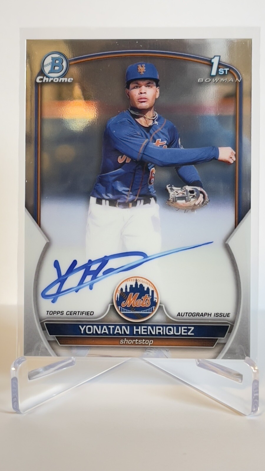 2023 BOWMAN CHROME YONATAN HENRIQUEZ ON CARD AUTO 1ST METS