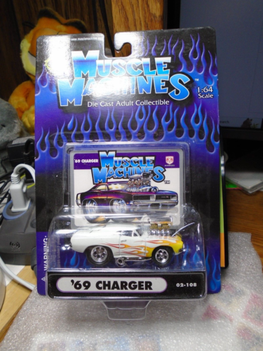 Muscle Machines '69 Charger White with Flames 02-108 - Foto 1 di 2
