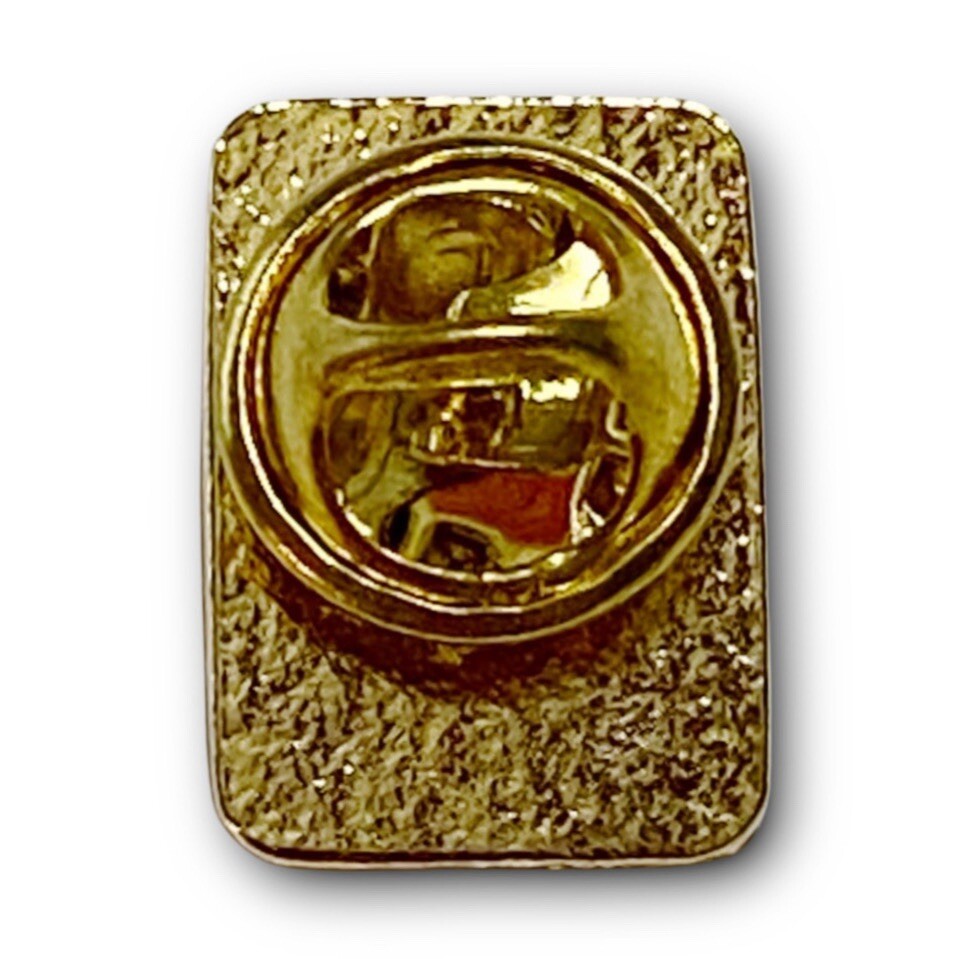 McDonald's 国際ハンバーガー大学 表彰プレート 1996 McDonald's Pin HU Gold Hat Award 1990s Hamburger University Metal