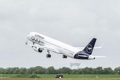 PH04540 Phoenix Models A321neo 1/400 Model D-AIEQ Lufthansa