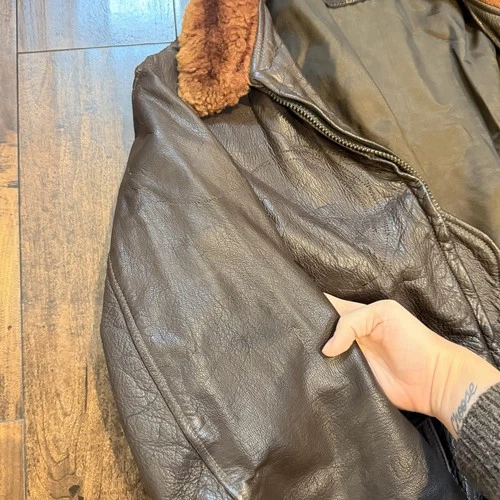 U.S. Military B-3 Brown Leather Bomber Jacket Fur Trim Zip Wool Lined Pockets 42 image 7