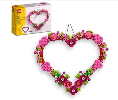 LEGO Heart Ornament Set 40638 Building Toy Kids Craft Display Gift Ages 9+