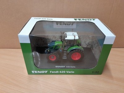 UNIVERSAL HOBBIES UH6666 FENDT 620 VARIO MASSSTAB 1:32 