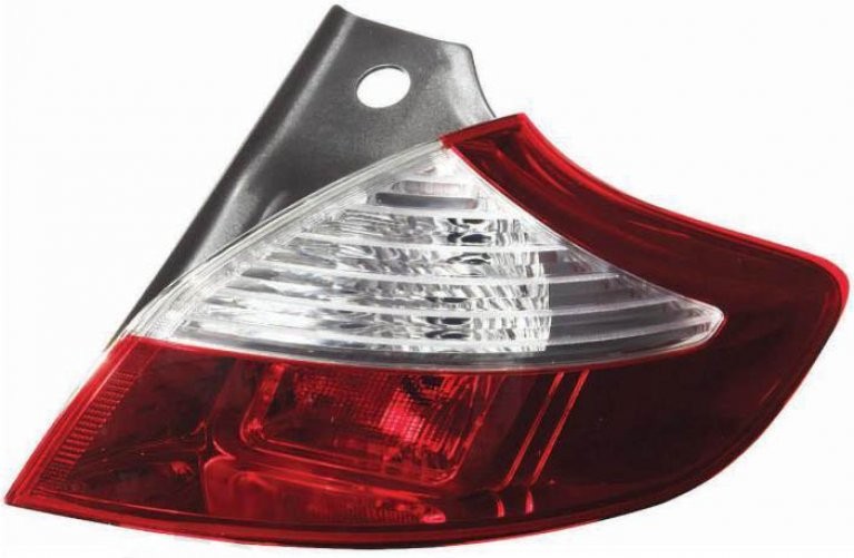 Phare Megane 3 droit pour réparer un feu arrière cassé