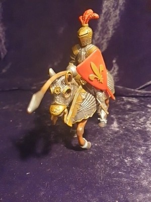 Schleich Knight & Horse. Red Shield/plume 2003 D-73527