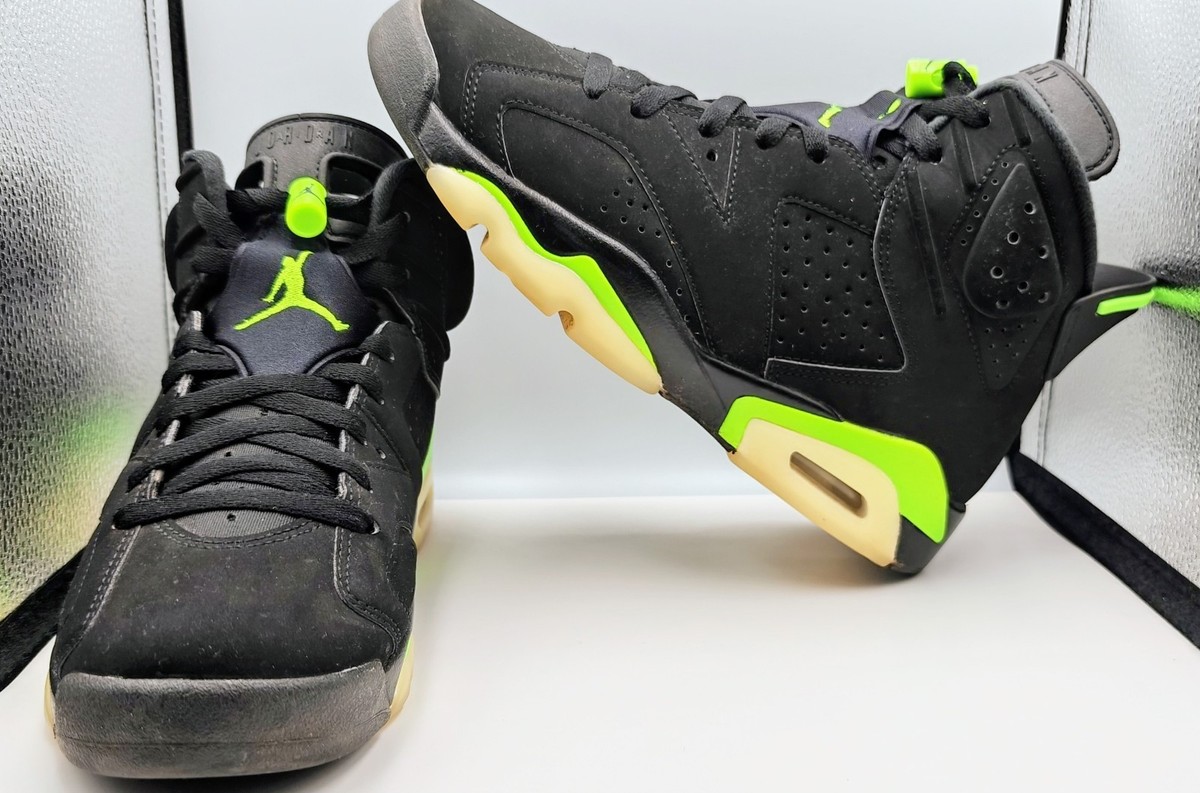 Size 7.5 Men / 9 Women - Jordan 6 Retro  display picture 1