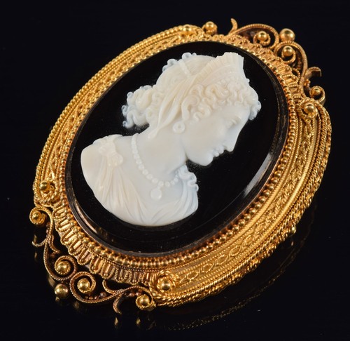 Antique 19th C 14K Gold Hardstone Agate Cameo Brooch Pin 24.1g Estate